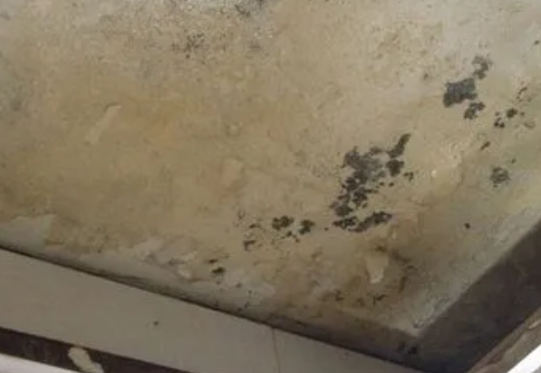 青州阳台漏水维修公司分享下青州卫生间渗水维修需要注意哪些问题。